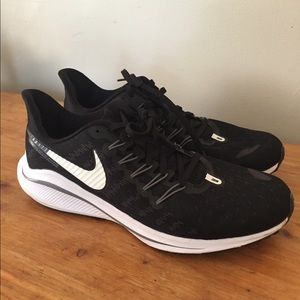 Women’s NIKE Zoom Vomero 14 Running Shoe Size 10.5